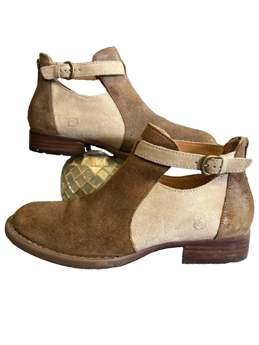 Born Kati Suede Leather Ankle Boots 7.5 Brown Boho Artsy Distressed Artisan
